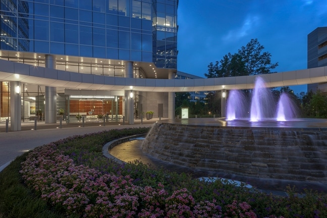 Research Forest Lakeside - Exterior Building 4 Fountains