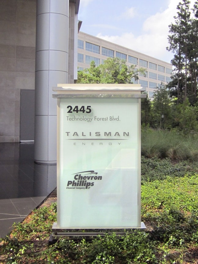 Research Forest Lakeside - Exterior Building Identification Monument: Building 4 Talisman Energy & Chevron Phillips