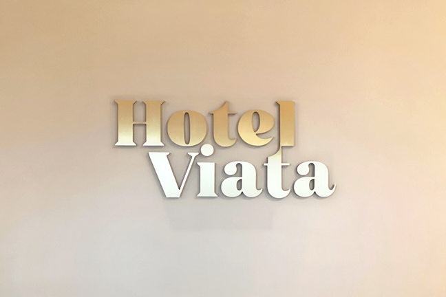 Hotel Viata_Interior Front Desk Plaque FDP