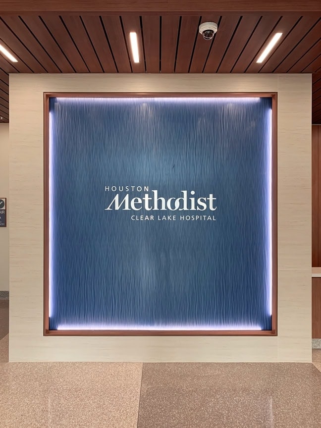 Houston Methodist Clear Lake Hospital MOB4: Interior Logo Graphics ILG-1